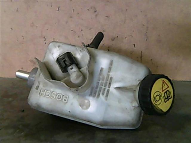 FORD 4525694 Цилиндр тормозной главный в наличии Сумы