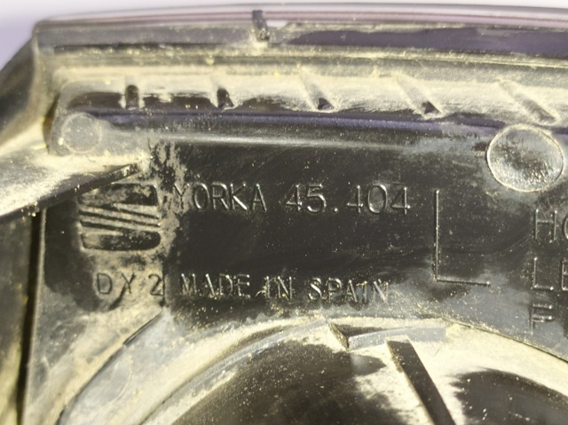 VAG 45404 Фонарь задний левый внешний в наличии Черновцы