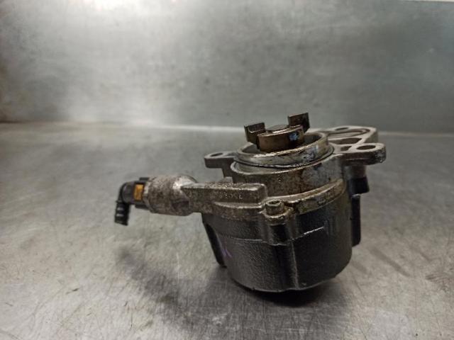 456561 PEUGEOT Насос вакуумный купить в Кривой Рог