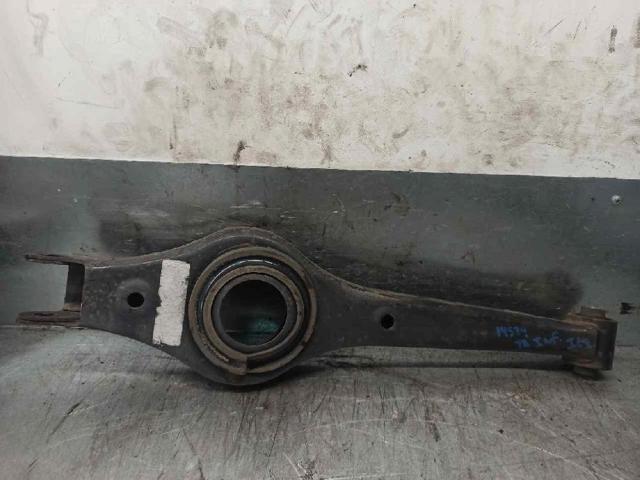 Braço oscilante inferior esquerdo de suspensão traseira/direita 4581034000 Ssang Yong