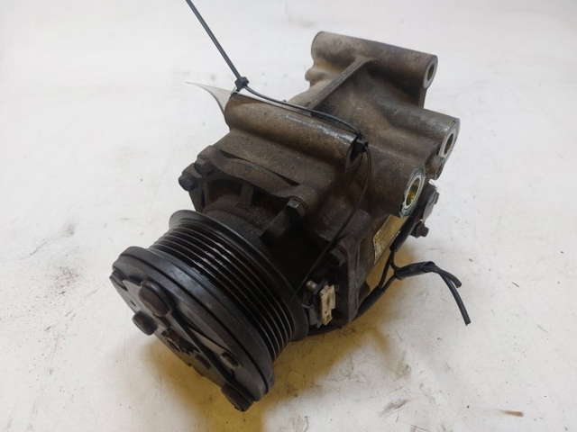 FORD 4588121 Компрессор кондиционера в наличии Чернигов