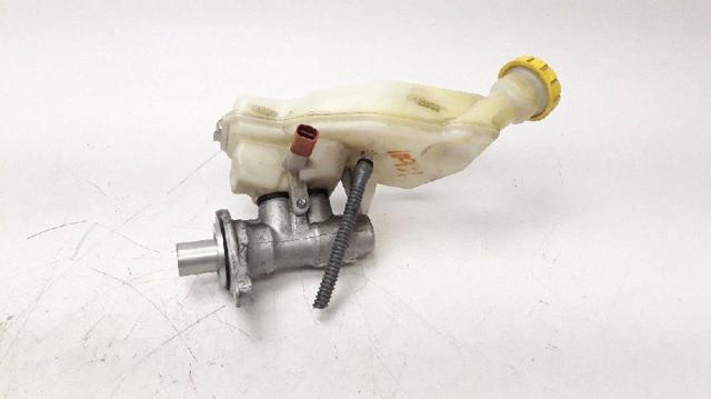 Cilindro mestre do freio 4601R9 PEUGEOT