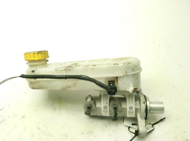 Cilindro mestre do freio 4601T6 PEUGEOT