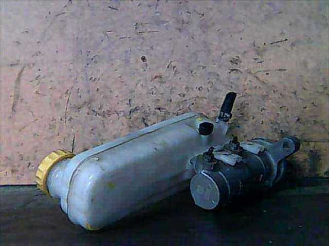 Cilindro mestre do freio 4601T6 PEUGEOT