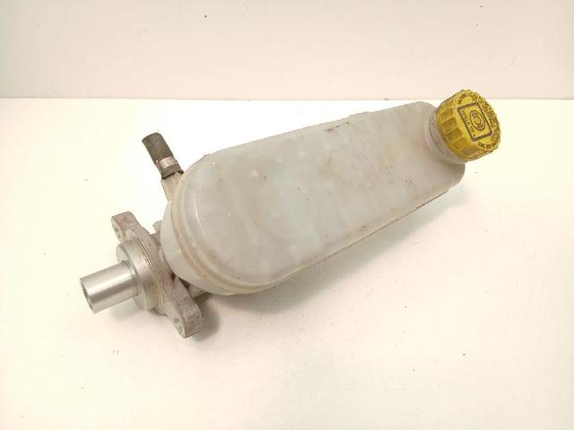 Cilindro mestre do freio 4601T6 PEUGEOT