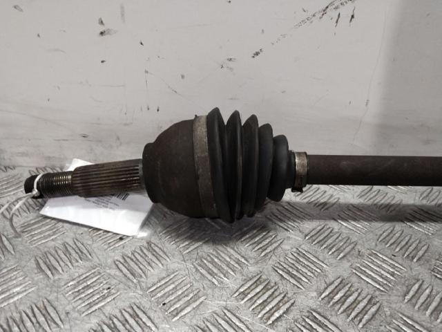 FORD 4602016 Полуось (привод) передняя левая в наличии Каменское