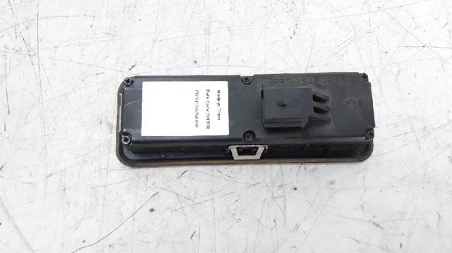 CHRYSLER 4602751AA Кнопка привода замка багажника в наличии Запорожье