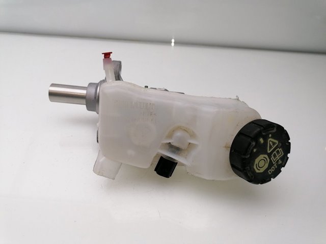 460918629R RENAULT Бачок тормозной купить в Хмельницкий