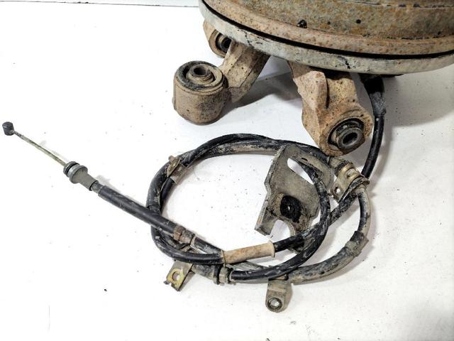 SUZUKI 4611065J00000 Цапфа задняя правая в наличии Сумы