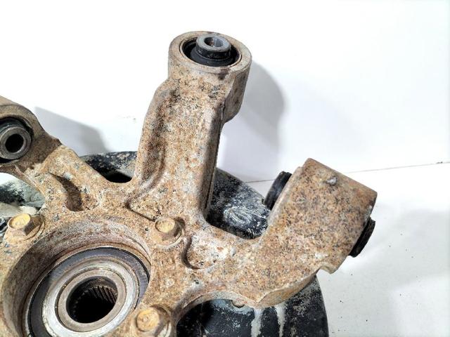 SUZUKI 4615065J00000 Цапфа задняя левая в наличии Ужгород