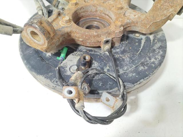 SUZUKI 4615065J00000 Цапфа (поворотный кулак) задний левый в наличии Тернополь