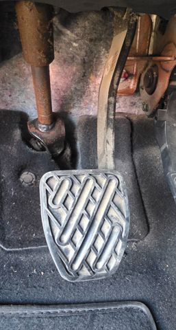 NISSAN 465013RA2B Педаль тормоза в наличии Днепр