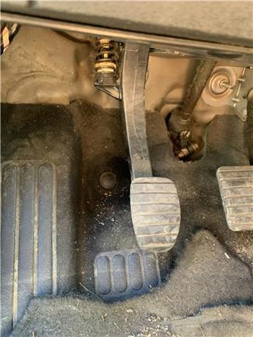 RENAULT 465030038R Педаль сцепления в наличии Чернигов