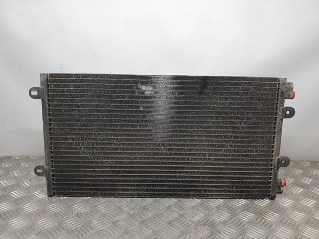 Condensador de ar condicionado / radiador para Fiat Point 1.2 60 (188.030, .050, .130, .150, .230, .250) 188A4000 46524503