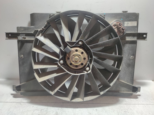 Difusor do radiador de esfriamento 46743392 FIAT