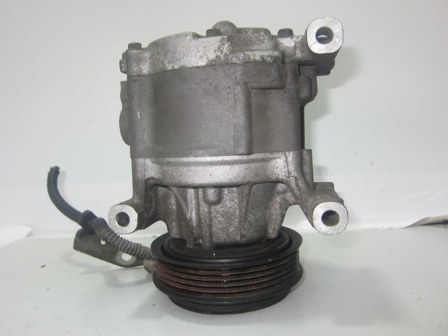 Compressor de ar condicionado para Fiat Punto (188_) (1999-2010) 1.2 60 (188.030,.050,.130,.150,.230) 188A4000 46782669