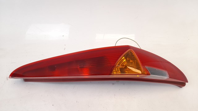 Lanterna traseira direita para Fiat Punto (188_) (1999-2010) 1.9 JTD 80 (188.237,.257,.337,.357) 188A5000 46794077
