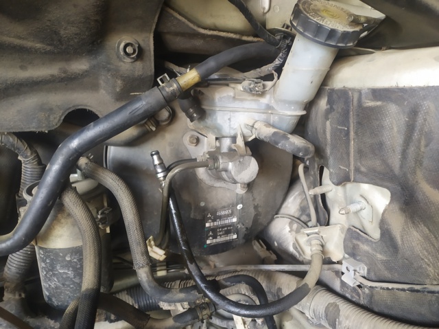 Reforçador dos freios a vácuo Mitsubishi Outlander CWW