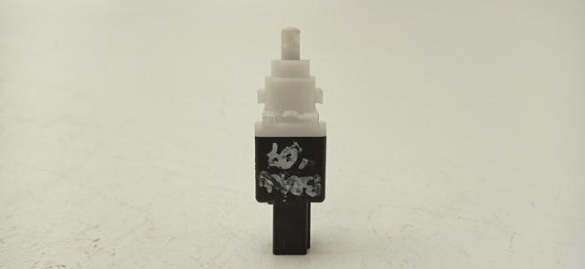 46840510 FIAT Датчик включения стопсигнала купить в Чернигов