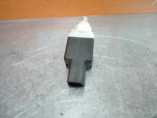 46840510 FIAT Датчик включения стопсигнала купить в Каменское