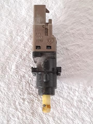 FIAT 46840511 Датчик положения педали сцепления в наличии Запорожье
