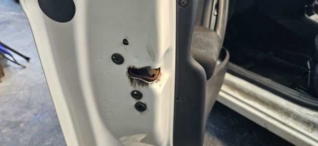 46982980 PEUGEOT купить в Ужгород