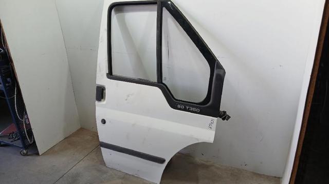 FORD 4703950 Дверь передняя правая в наличии Ужгород