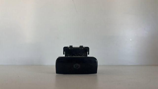 470703 Клавиша электромеханического стояночного тормоза купить Хмельницкий
