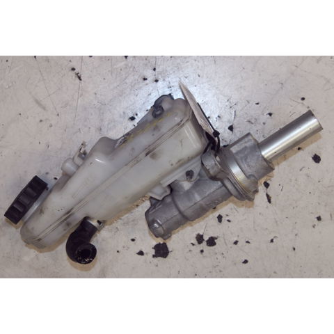 TOYOTA 4720109570 Главный тормозной цилиндр в наличии Запорожье