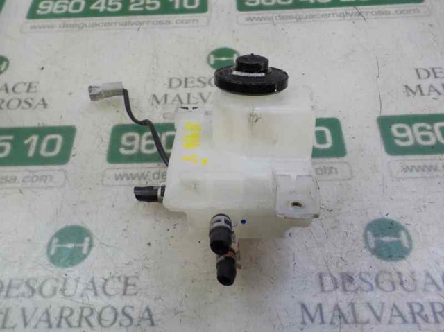 Tanque de cilindro mestre do freio (de fluido de freio) Toyota Prius ZVW30