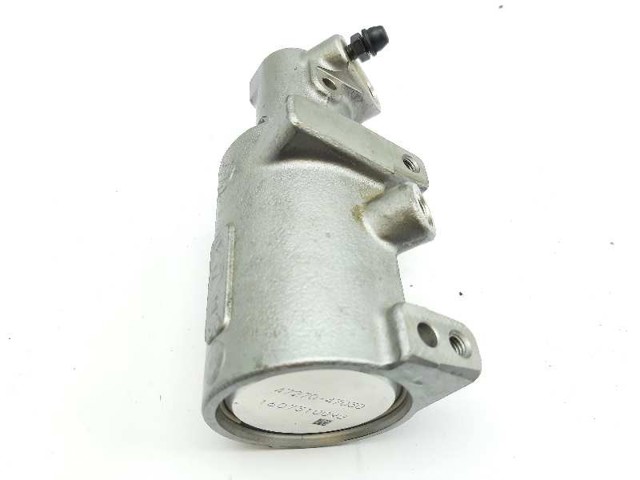 Cilindro mestre do freio Toyota RAV4 4 A4