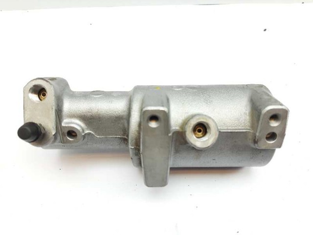 Cilindro mestre do freio Toyota RAV4 4 A4