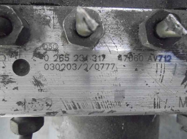 Unidade hidráulico de controlo ABS Nissan Primera P12