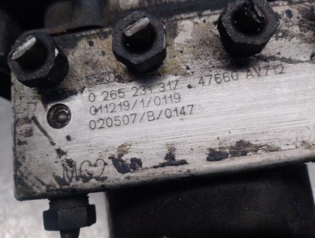 Unidade hidráulico de controlo ABS Nissan Primera P12