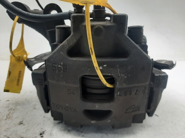 477300D070 TOYOTA Суппорт тормозной передний правый купить в Хмельницкий