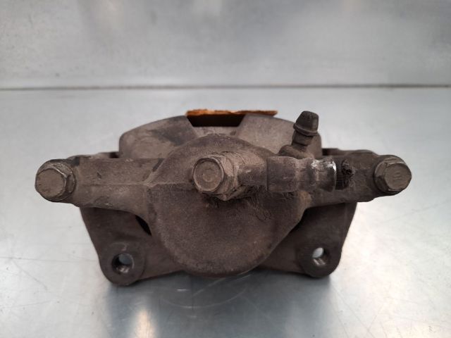 TOYOTA 4773020480 Суппорт тормозной передний правый в наличии Ужгород