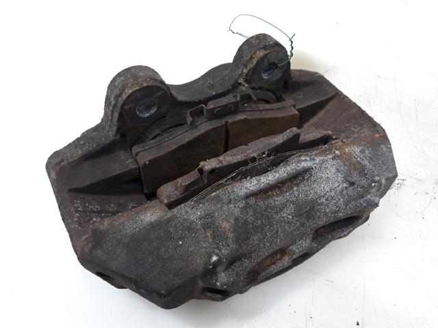 Suporte do freio dianteiro direito 4773035090 TOYOTA