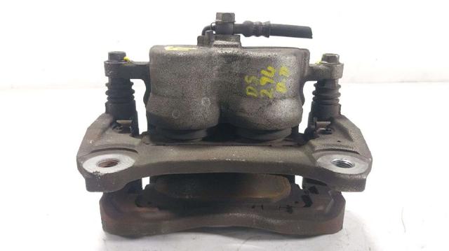 TOYOTA 4773048220 Суппорт тормозной передний правый в наличии Черновцы