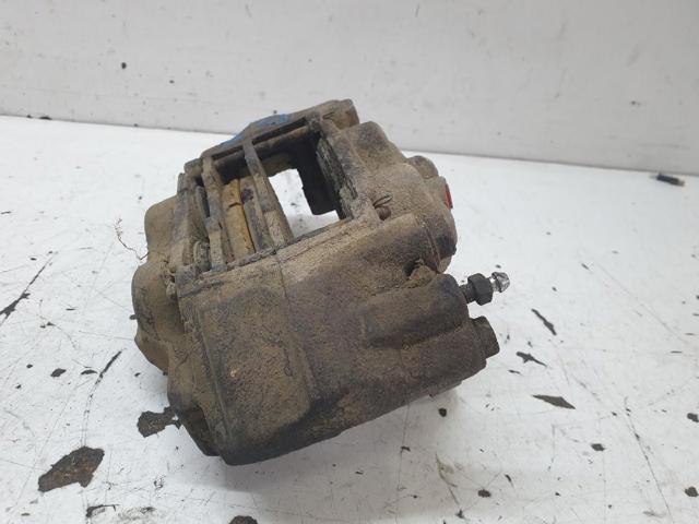 4773060261 TOYOTA Суппорт тормозной передний правый купить в Ужгород