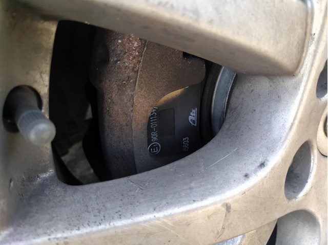 Pinça de freio dianteira esquerda para Toyota Avensis Ranchera estate carro propriedade carro/vagão 2.0 D-4D (adt270_) 1AD 4775002361