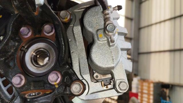 TOYOTA 4775042130 Суппорт тормозной передний левый в наличии Ирпень