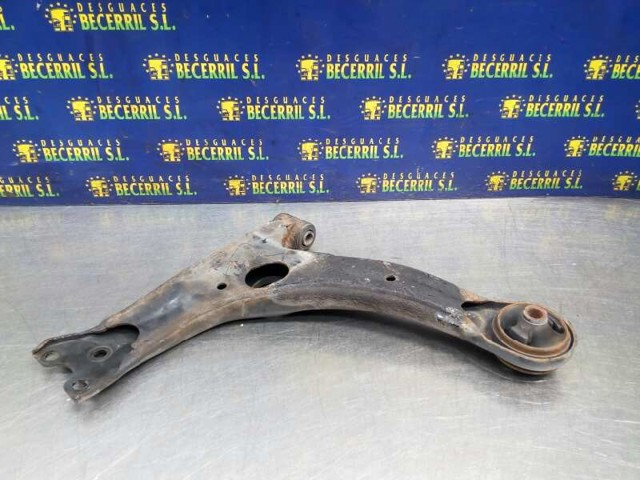 480680F010 Нижний рычаг купить Чернигов