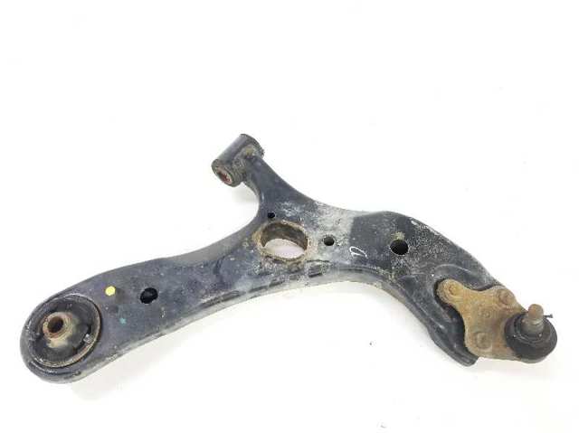 Braço oscilante inferior direito de suspensão dianteira 480680F030 Toyota