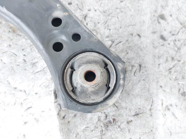 4806810130 TOYOTA Рычаг передней подвески нижний правый купить в Чернигов