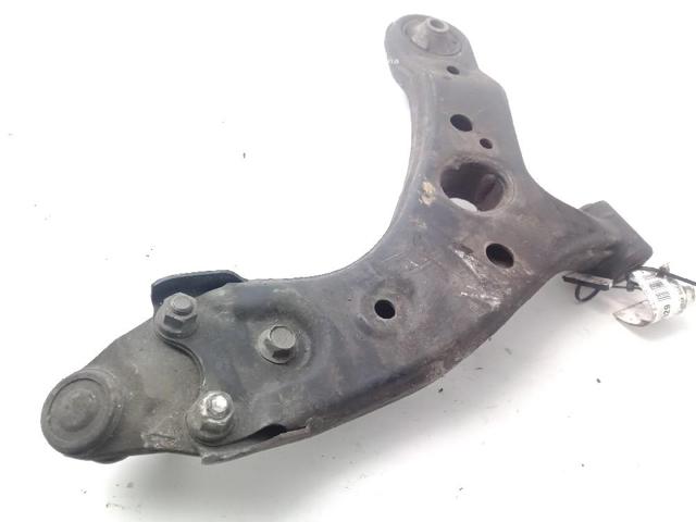 4806905080 TOYOTA Рычаг передней подвески нижний левый купить в Кривой Рог