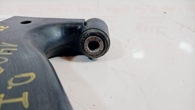 4806912171 TOYOTA Рычаг передней подвески нижний левый купить в Киев