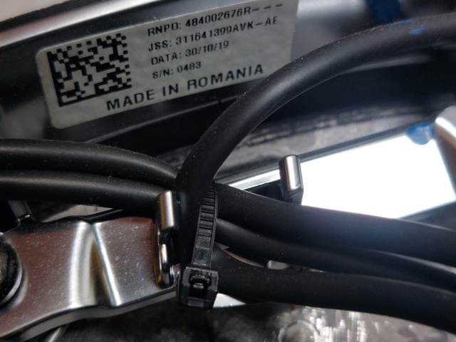 RENAULT 484002676R Рулевое колесо в наличии Днепр