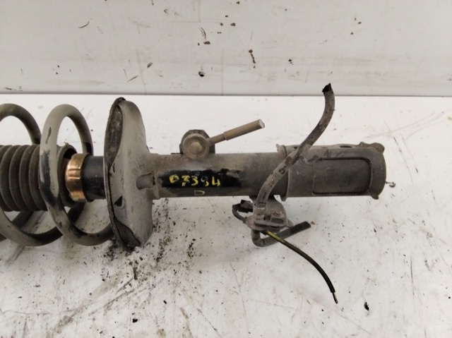 4851002211 TOYOTA Амортизатор передний правый купить в Николаев