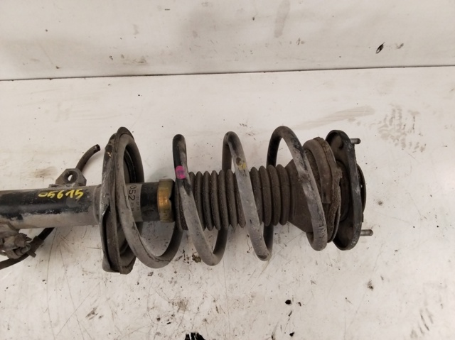 4851002211 TOYOTA Амортизатор передний правый купить в Житомир