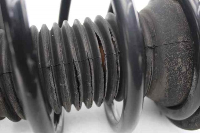 4851005331 TOYOTA Амортизатор передний правый купить в Хмельницкий
